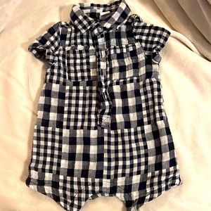 Old Navy linen romper 0-3 month